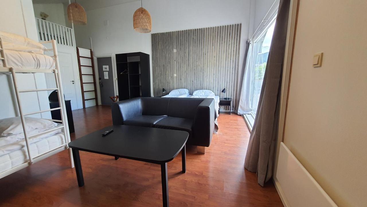 Systra Hotel Apartments Sjøholt エクステリア 写真